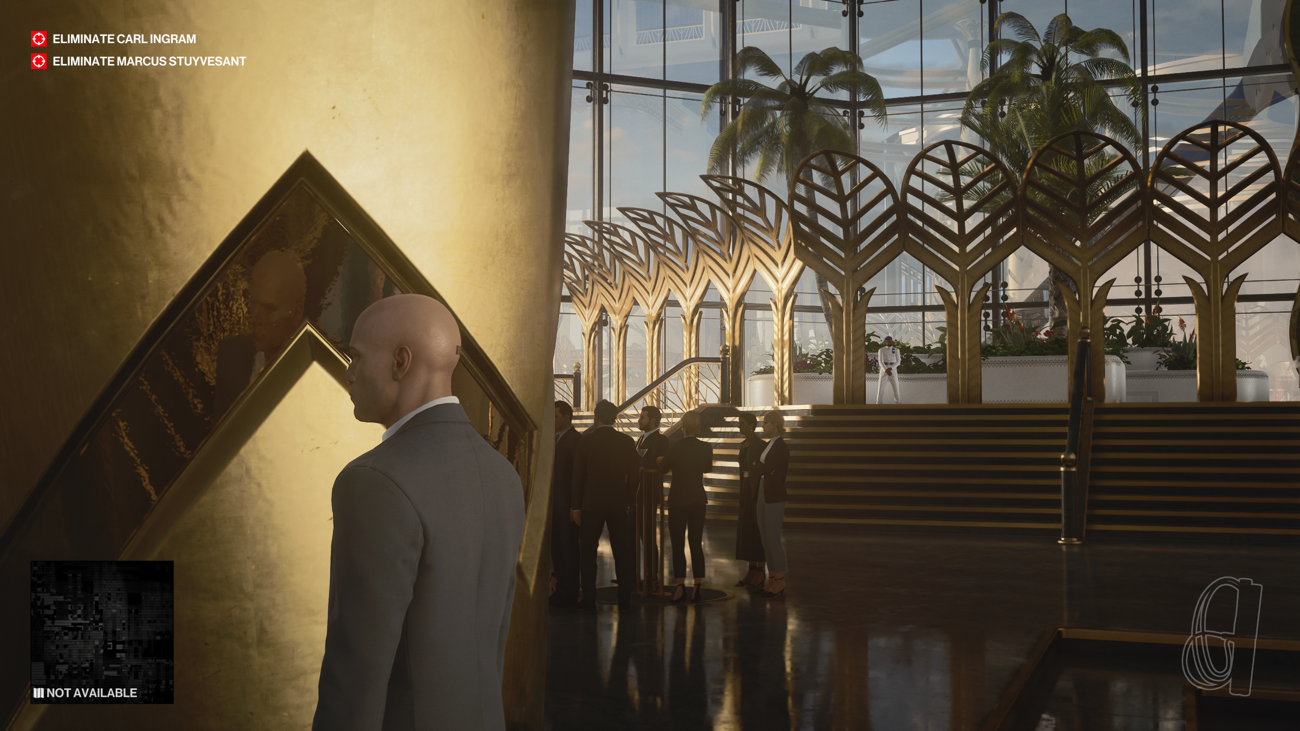 Agent 47 stands close to a metal pillar in Hitman 3, with ray tracing effects reflecting him and his surrounds on the pillar.