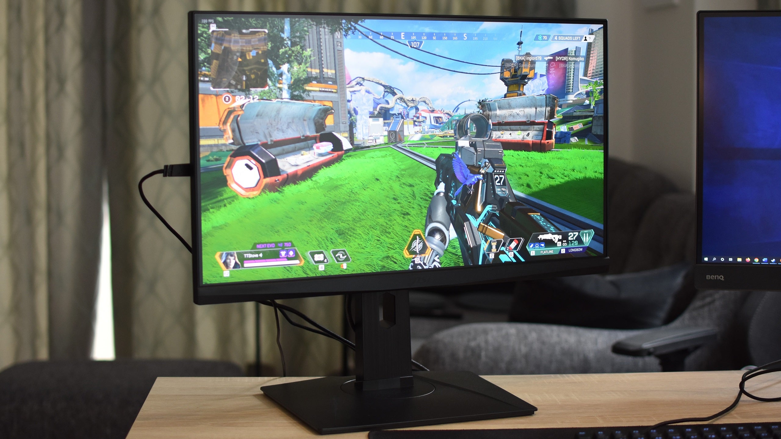 The MSI Oculux NXG253R gaming monitor on a desk.