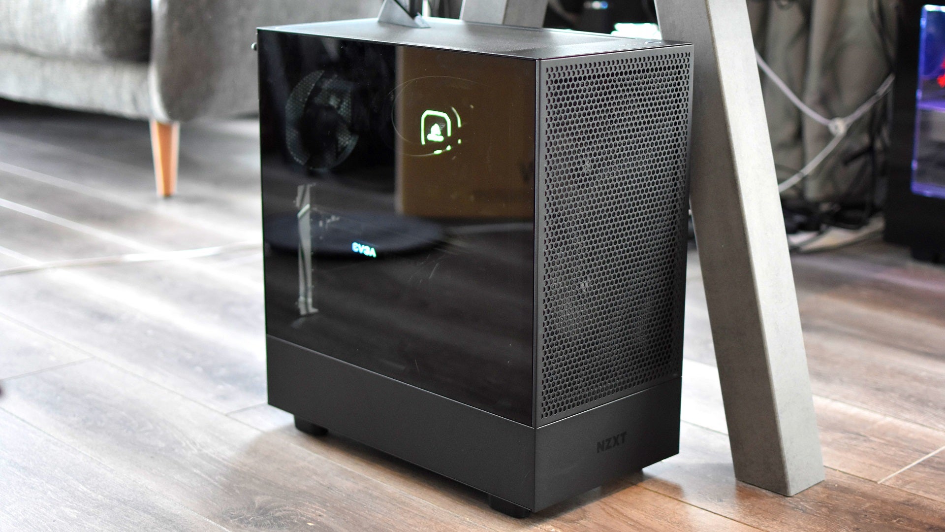 At last, NZXT made a PC case as good as their discontinued ones