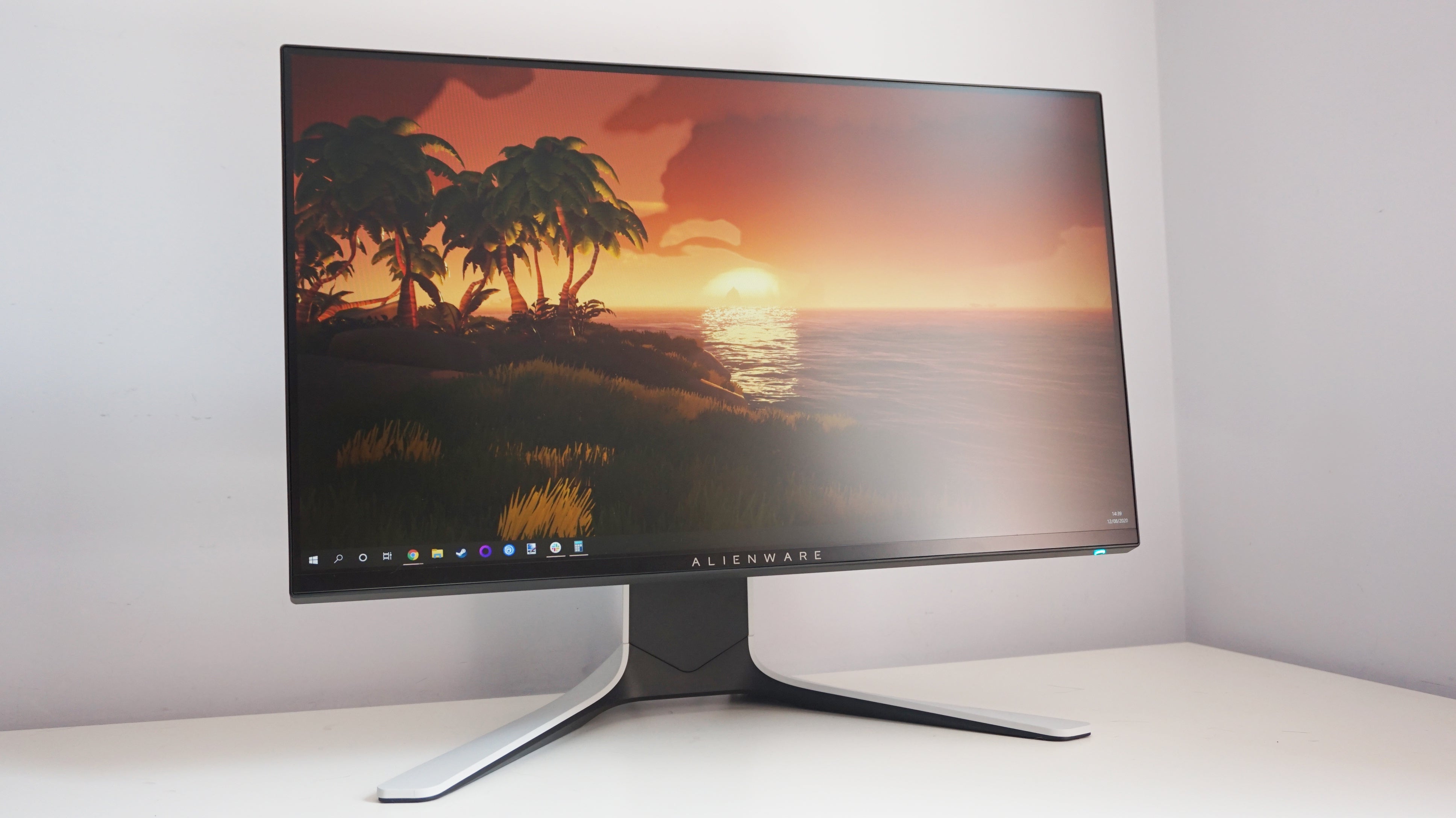 A photo of the Alienware AW2521HFL gaming monitor