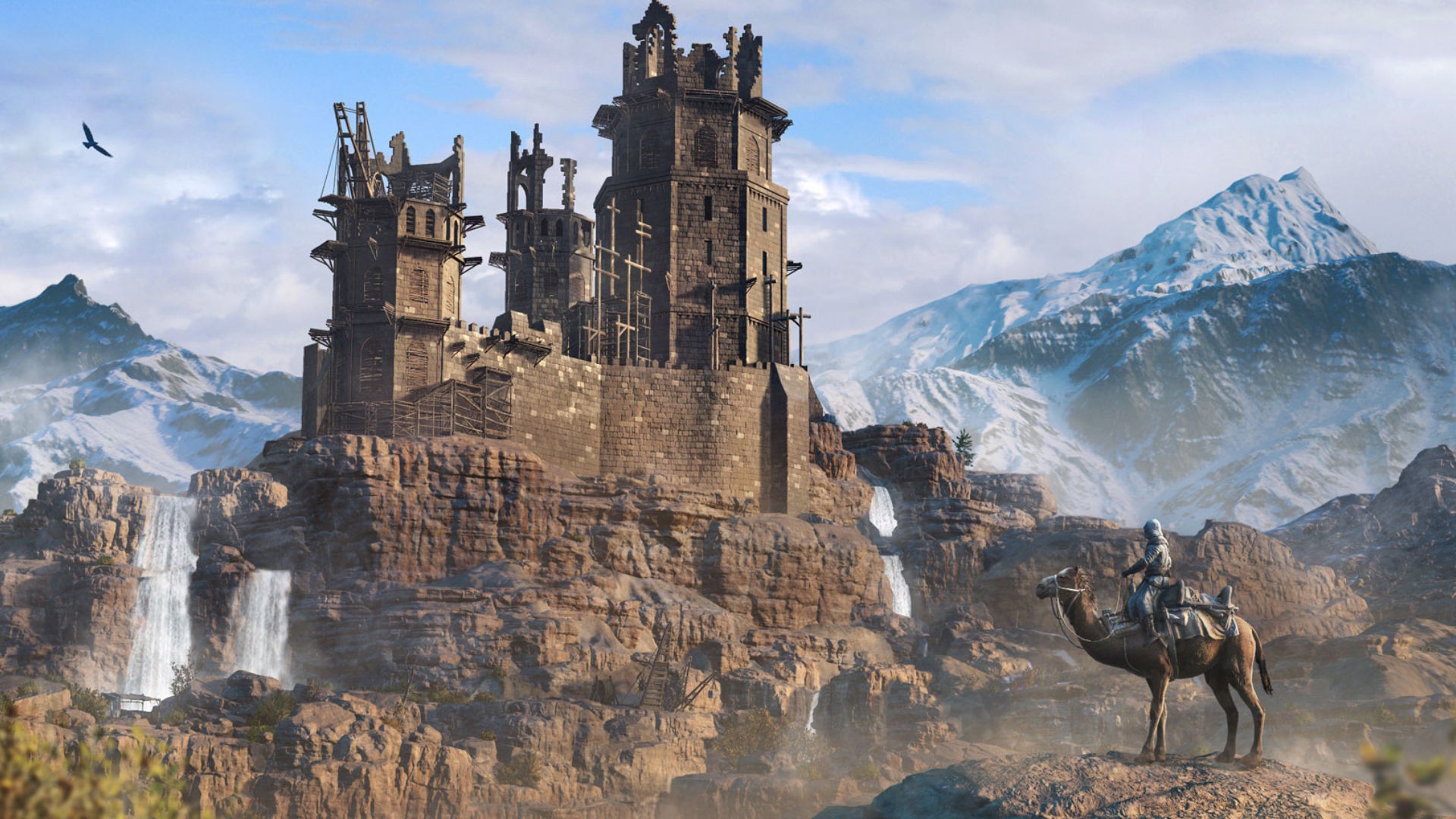 Рекламный Арт Аламута, Крепости Скрытых В Assassin'S Creed Mirage, С Главным Героем Верхом На Верблюде На Переднем Плане.