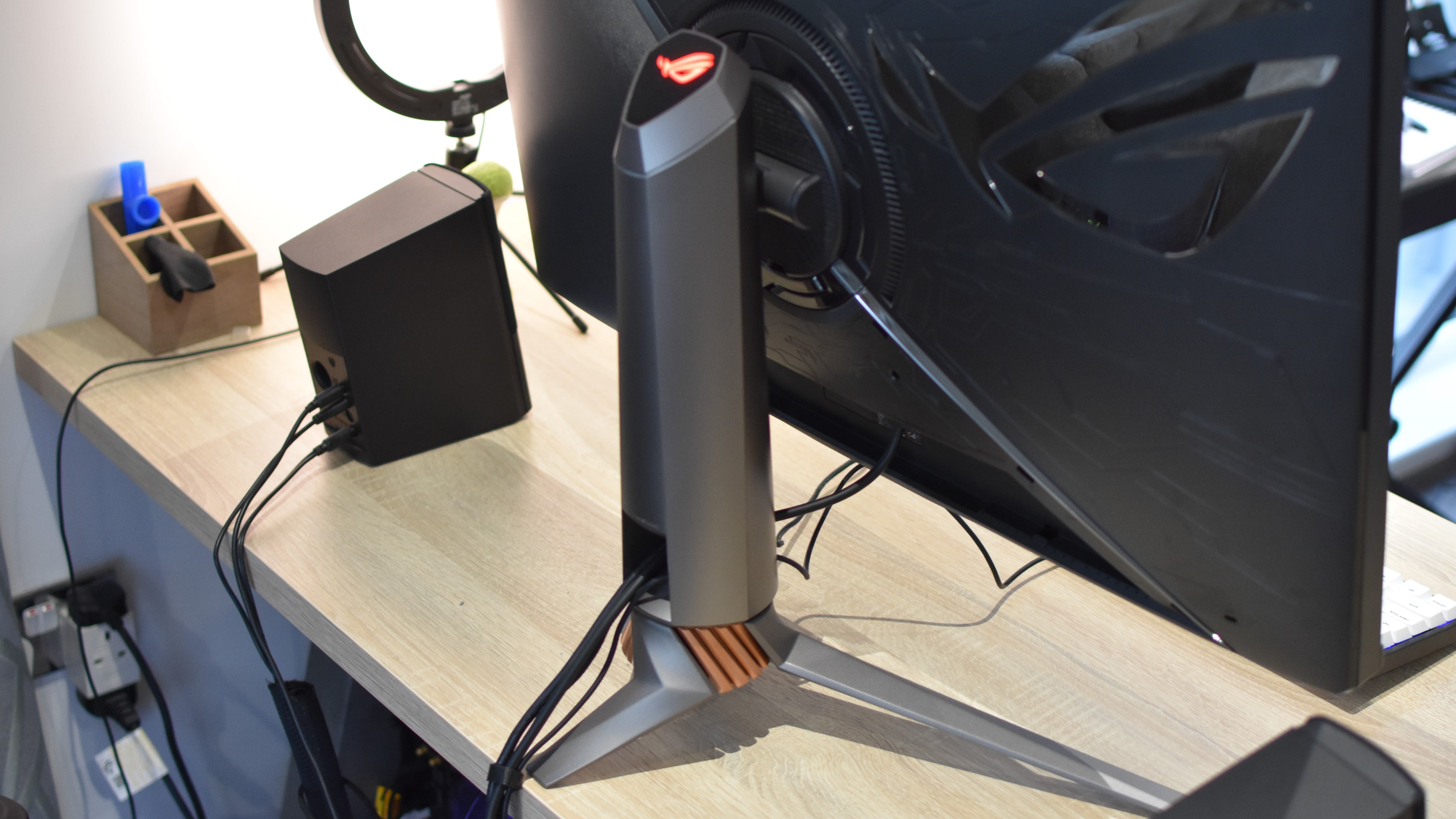 The stand of the Asus ROG Swift PG32UQX gaming monitor.