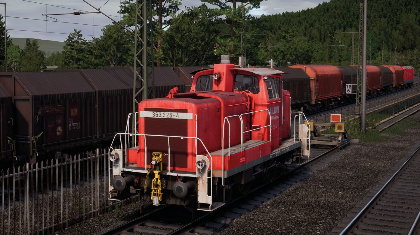 A red Russian shunt train from Train Sim World 2, capable of pushing (light) loads along tracks