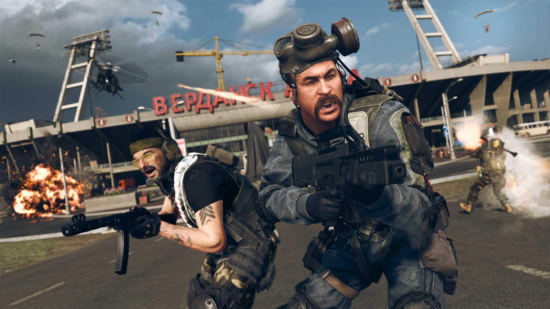 A squad pose for a Call of Duty: Warzone screenshot.