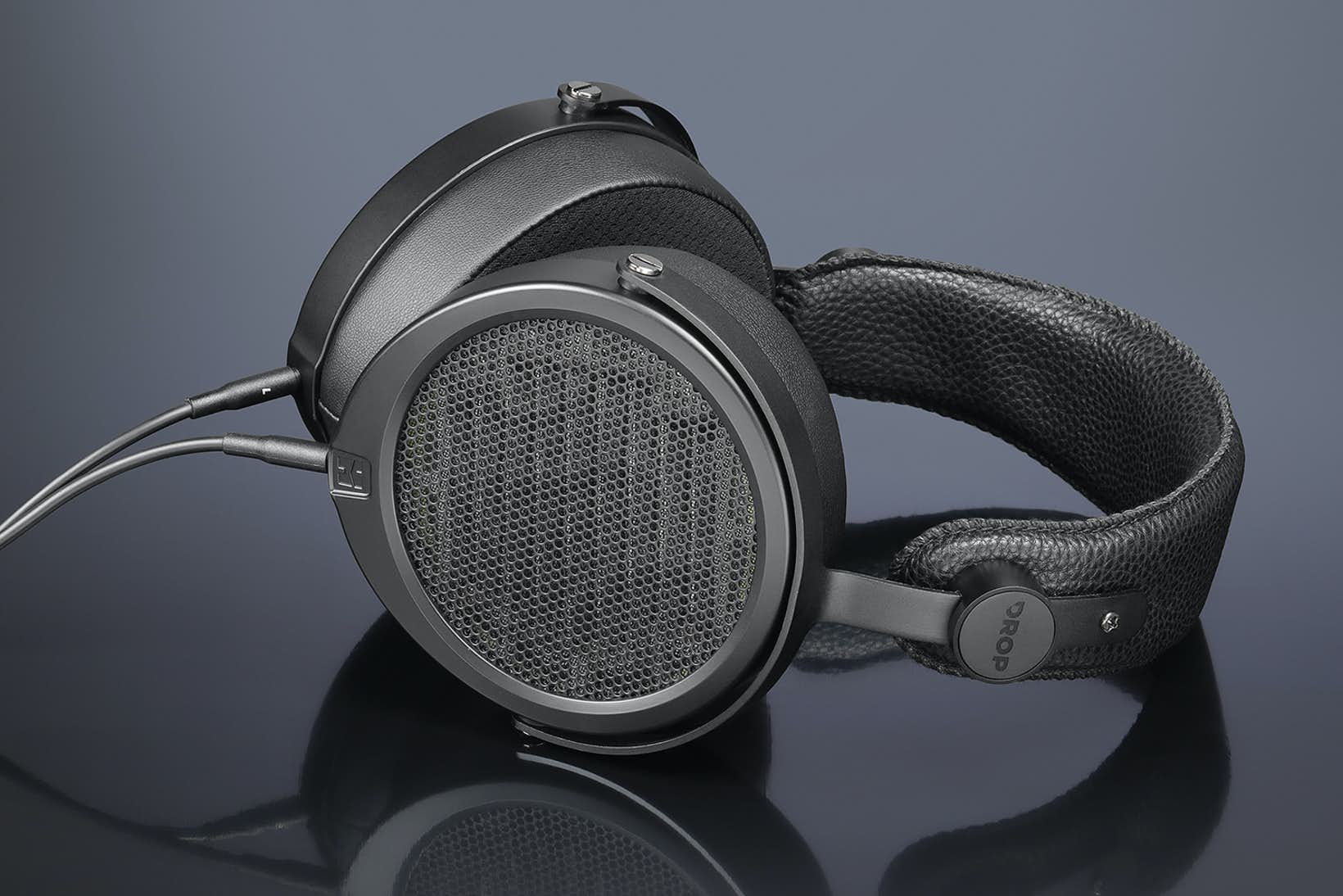 a photo of some pretty high-end hifiman he5xx planar magnetic headphones from drop