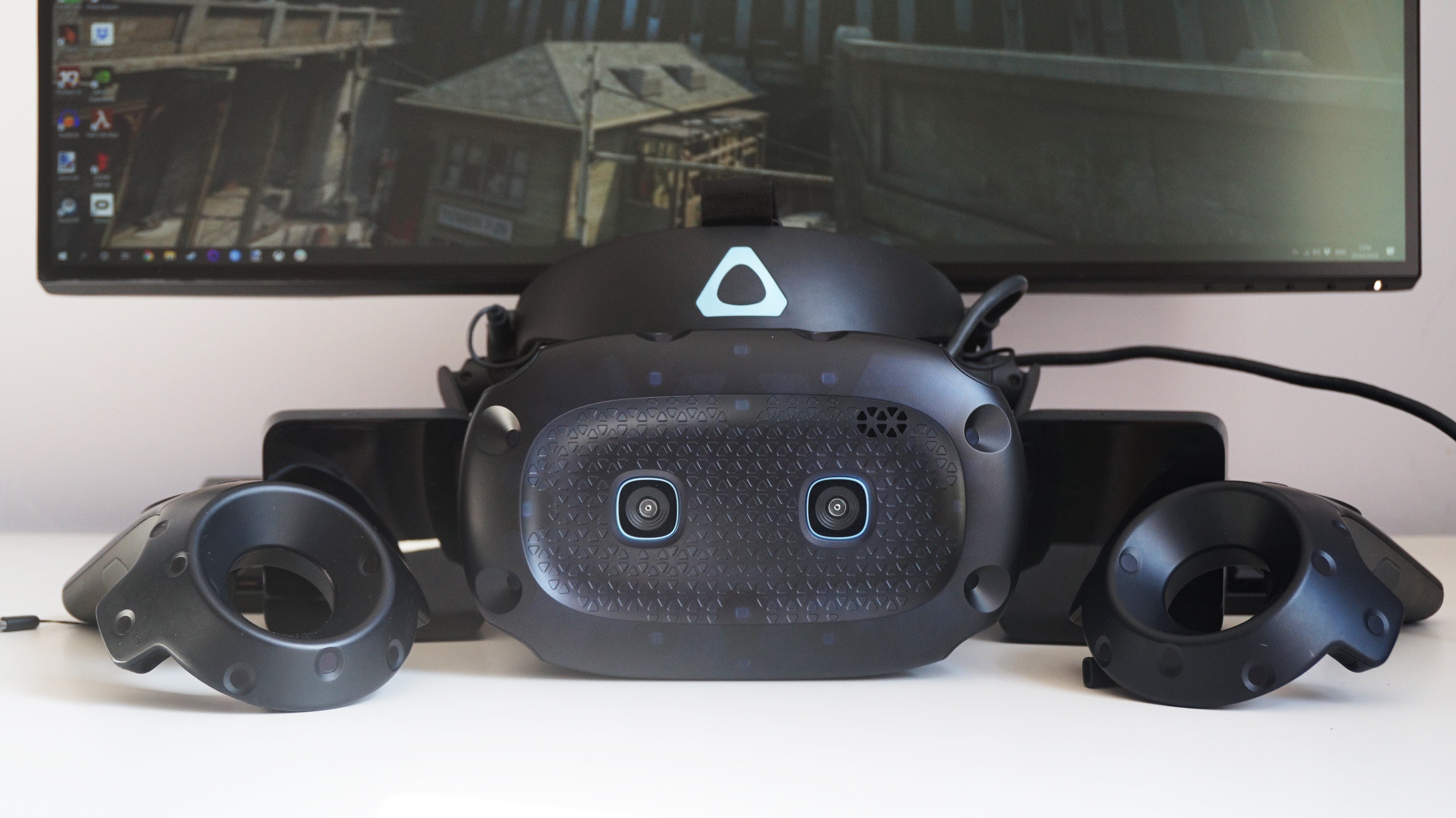 Image for HTC Vive Cosmos Elite review: standing in the shadow of the Valve Index