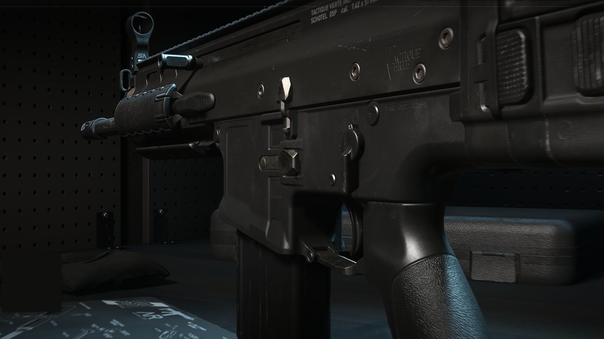 A close-up of the TAQ-V Battle Rifle in the Modern Warfare 2 Gunsmith screen.