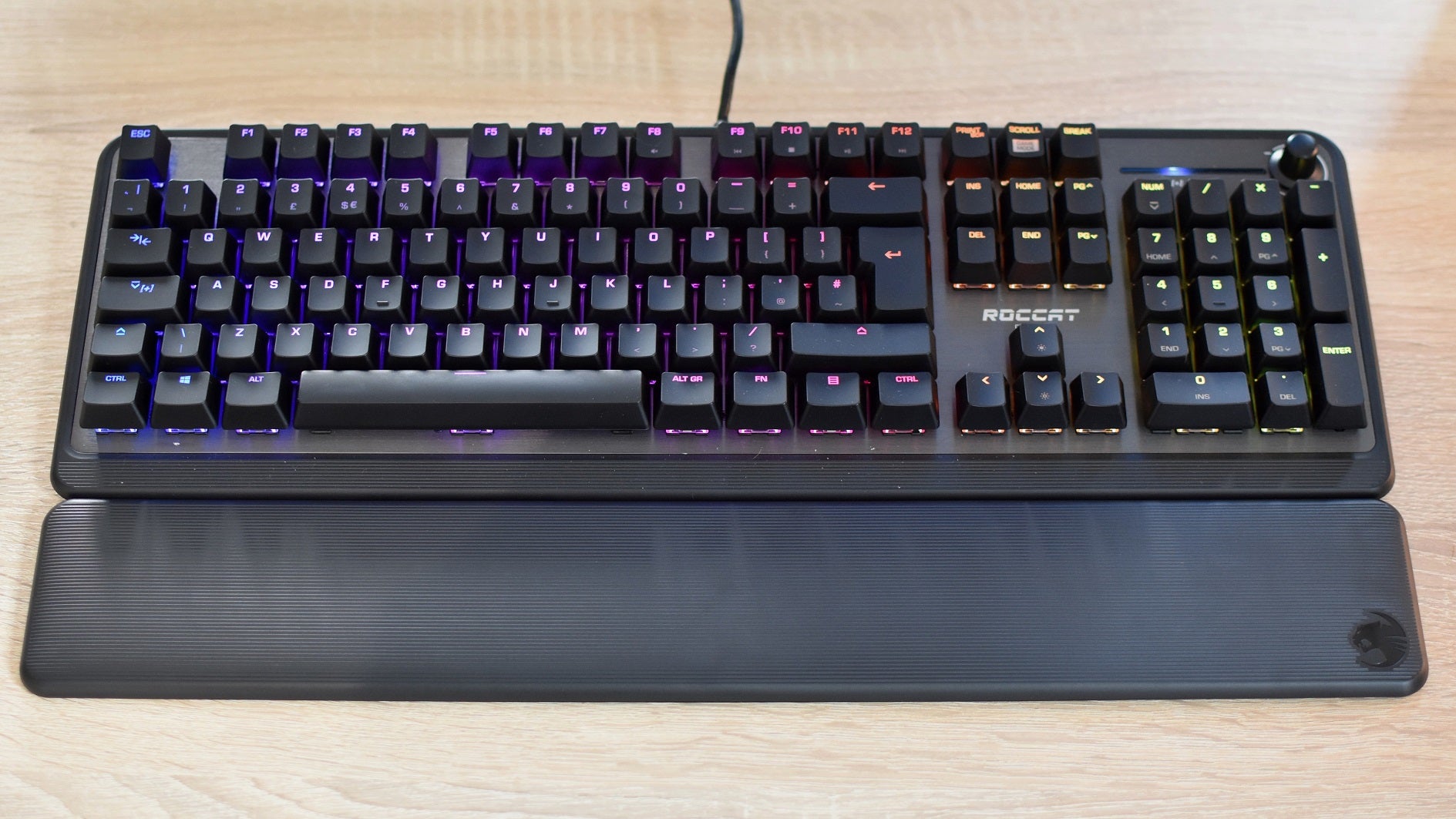 A photo of the Roccat Pyro keyboard with its wrist rest attached.