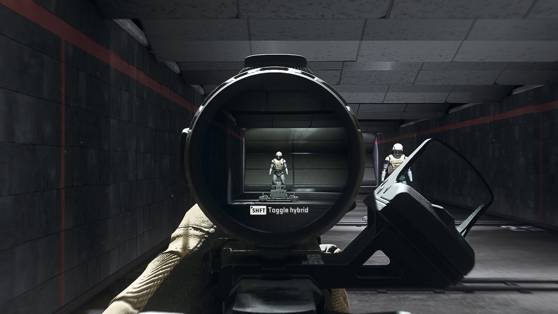 The player in Warzone 2.0 aims at a training dummy using the BPZ40 Hybrid optic attachment.