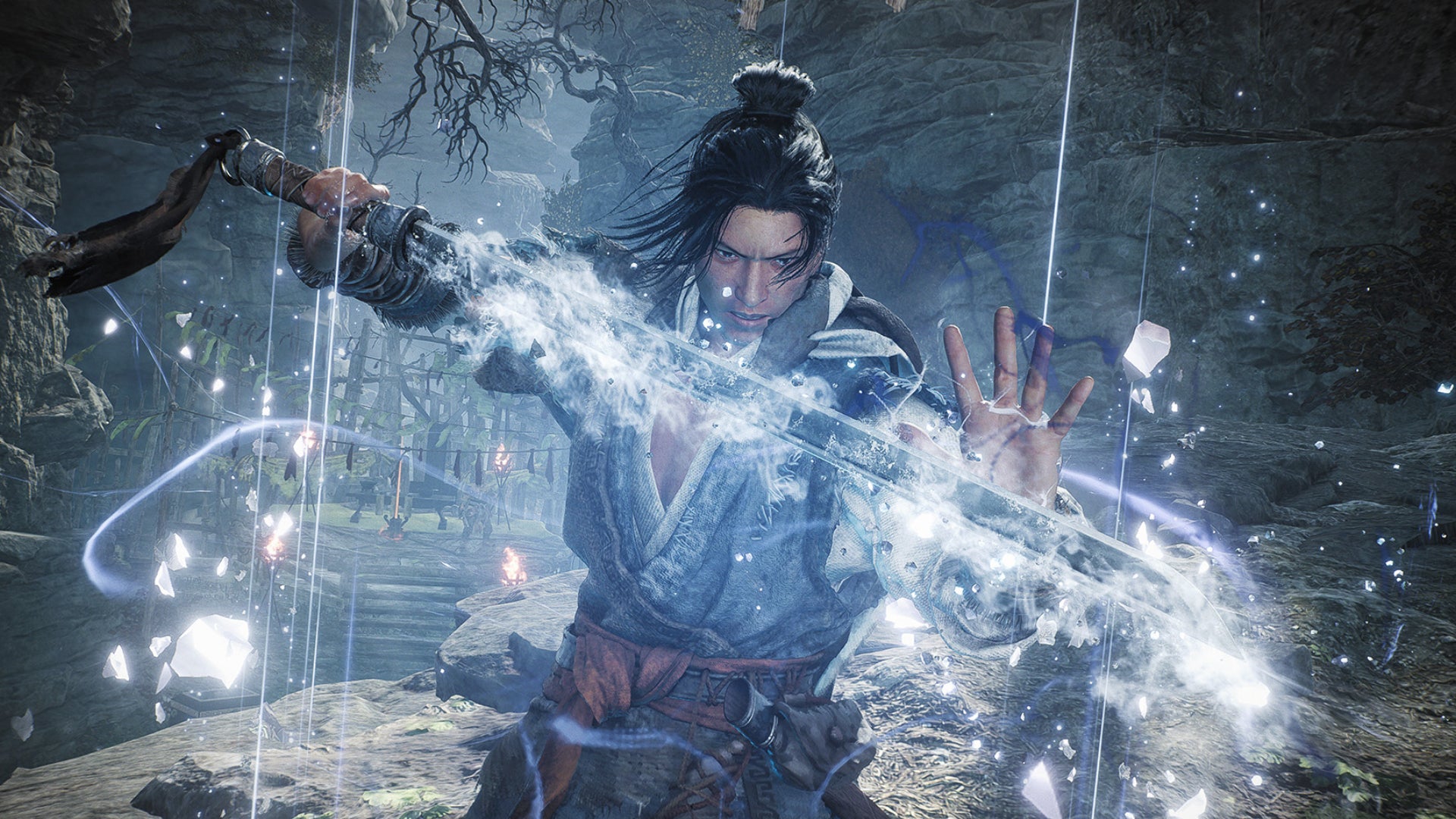 The protagonist of Wo Long: Fallen Dynasty brandishes an Ice Sword in front of the camera.