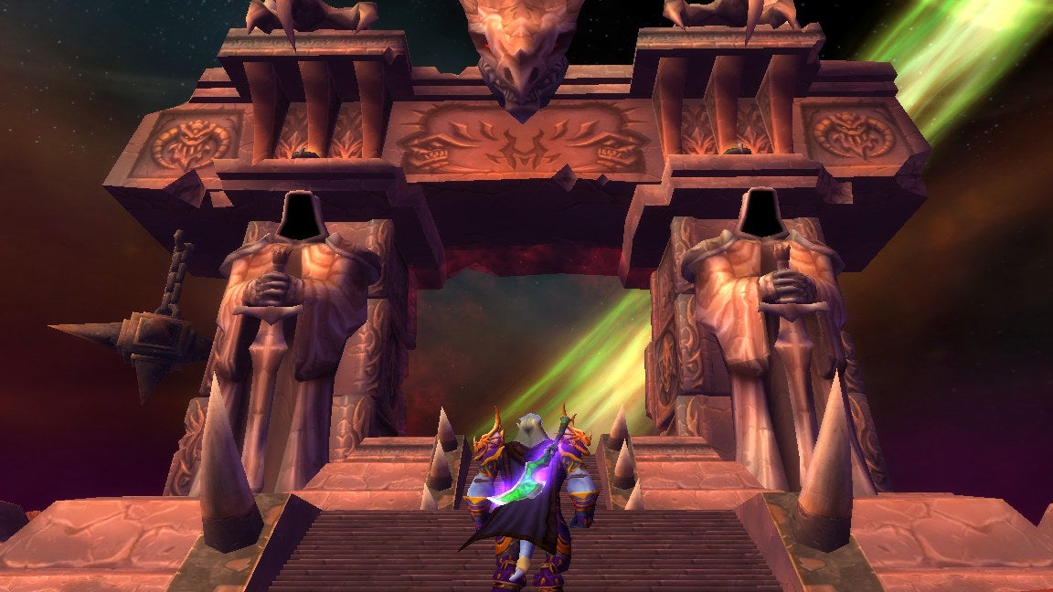 Approaching the Dark Portal in a World Of Warcraft: Burning Crusade screenshot.